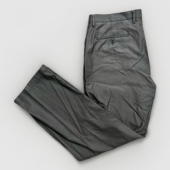 Dockers Men’s Signature Khaki Classic Fit Dress Pants Gray Business Casual 38x34 - Picture 1 of 4